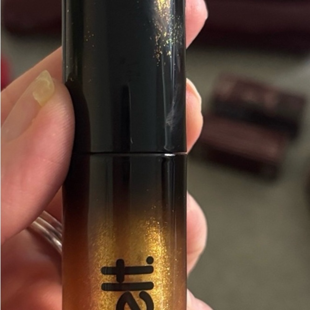 Melt Cosmetics x Bailey Sarian Fatally Yours II collection - Picture 3 of 7